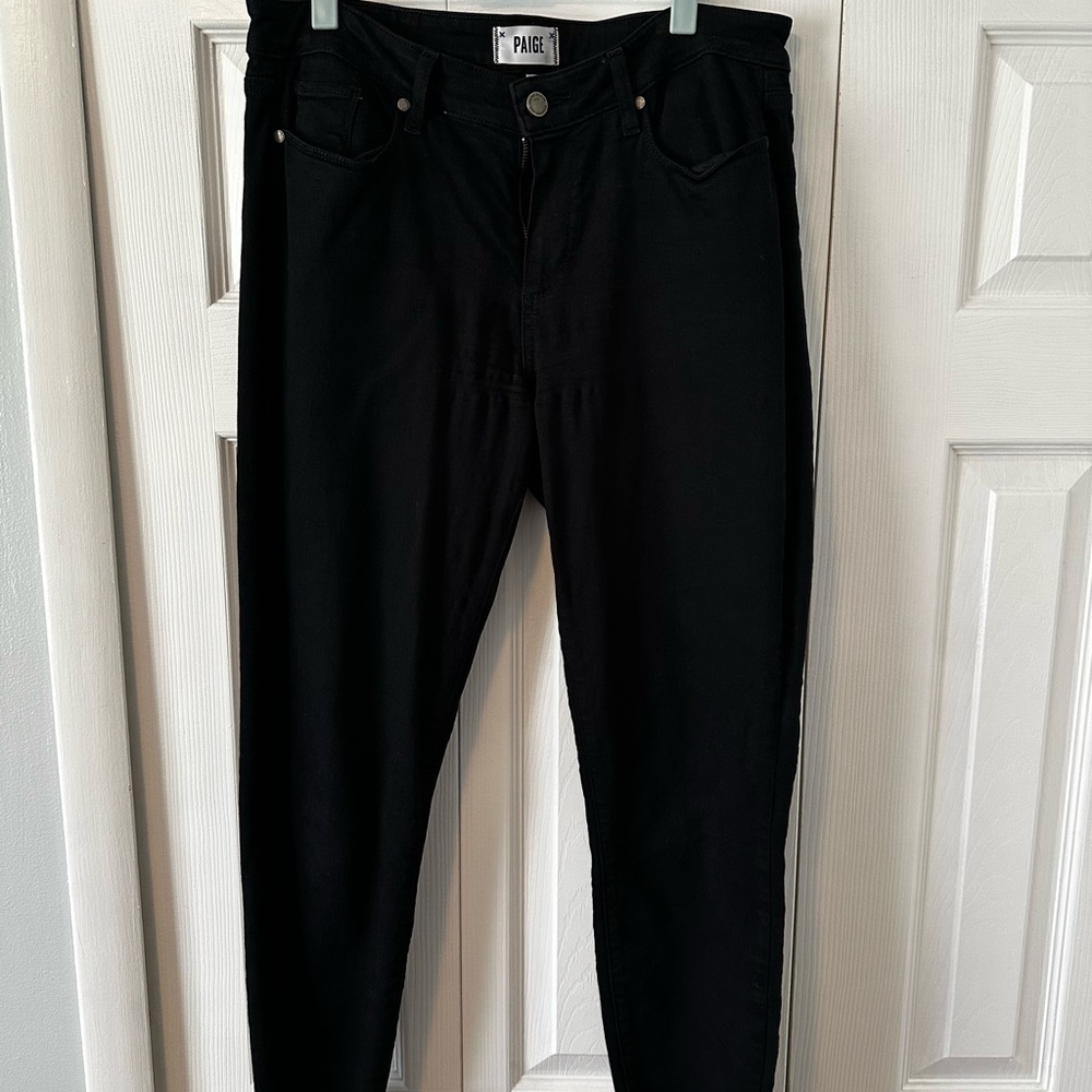 PAIGE Women's Black Skinny Jeans with Fray Cuff